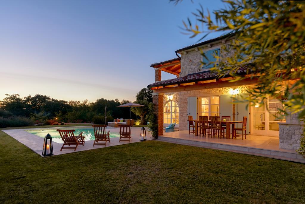 Villa Rajski Dvori Sveti Lovreč Pazenatički Zewnętrze zdjęcie