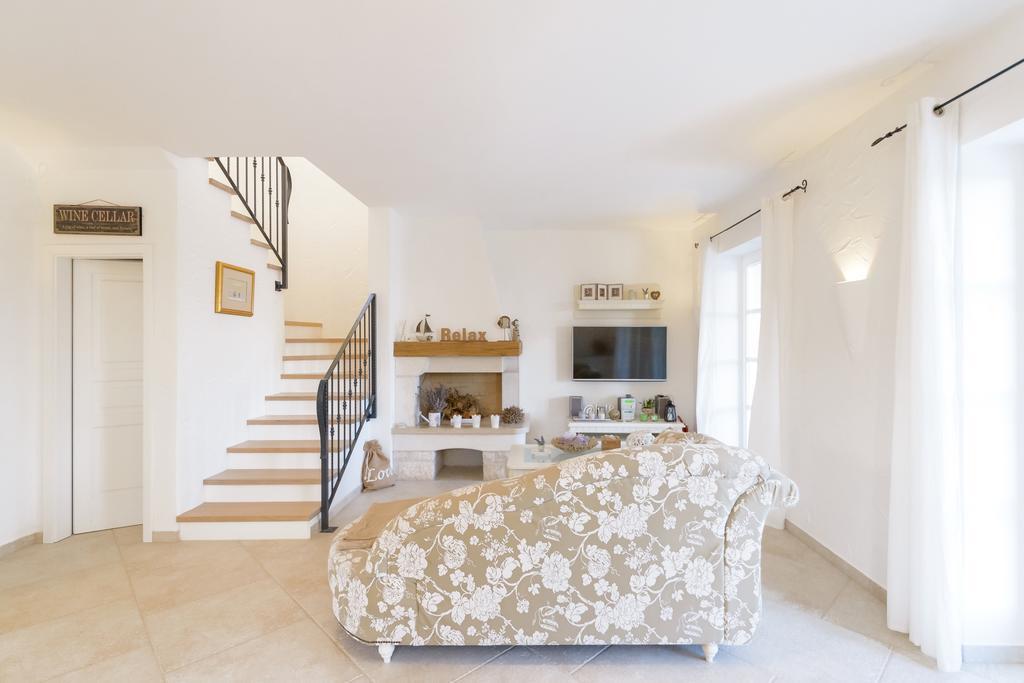 Villa Rajski Dvori Sveti Lovreč Pazenatički Zewnętrze zdjęcie